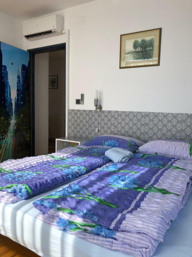 Hostel Ceska Beseda Рієка Екстер'єр фото