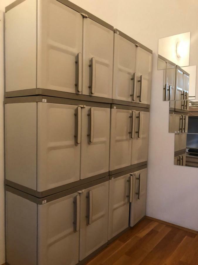 Hostel Ceska Beseda Рієка Екстер'єр фото